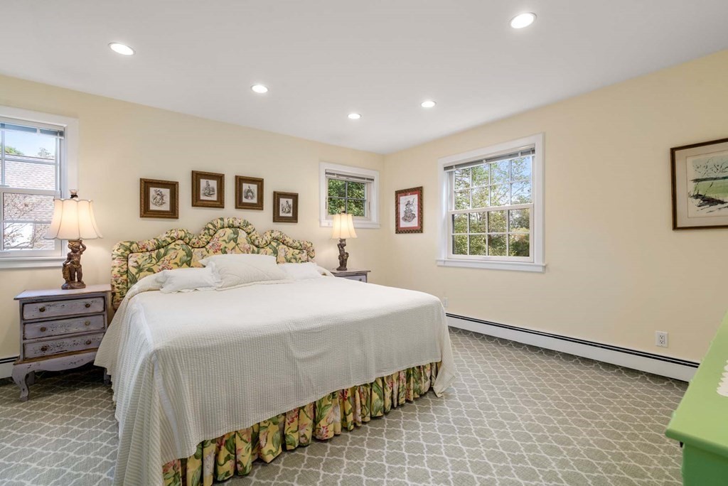 74 Ober Road, Unit 74 Newton, MA 02459 - Photo 9 of 15 Gallery Image 9