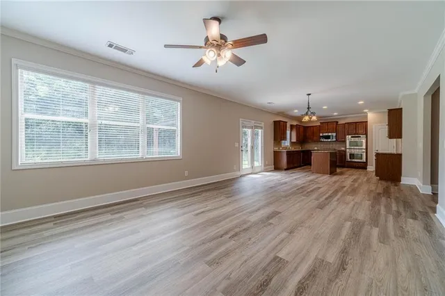 $639,900 | 1220 Edgebrook Lane, Snellville, GA 30078