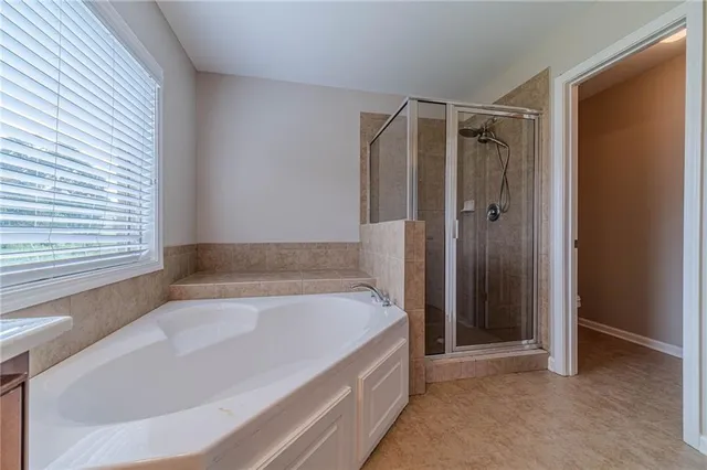 $639,900 | 1220 Edgebrook Lane, Snellville, GA 30078