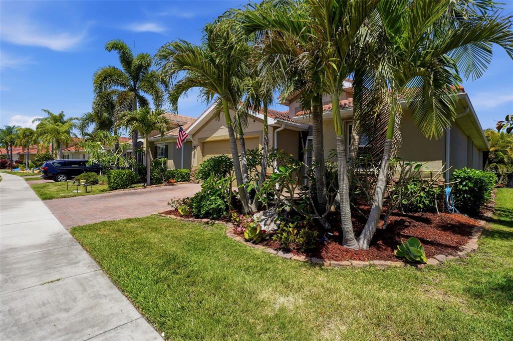 11622 Parrotfish Street Venice, FL 34292 - Photo 4 of 43
