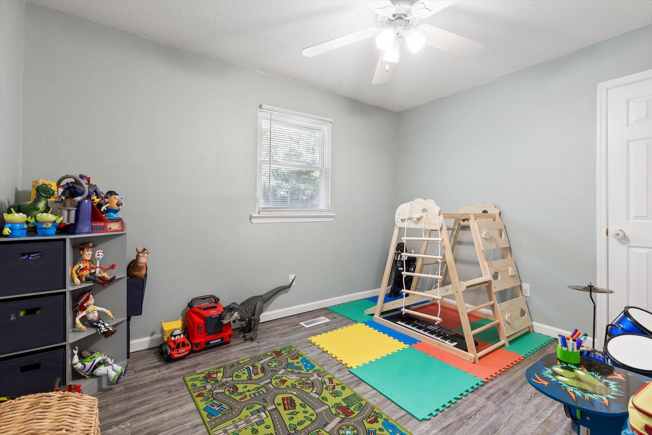 414 Northmont Road Hixson, TN 37343 - Photo 14 of 22 25-414 Nothmont Rd-24