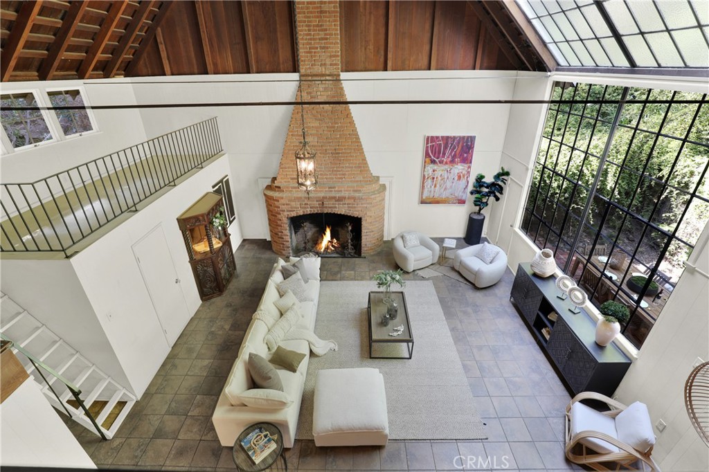 533 West Rustic Road Santa Monica, CA 90402 - Photo 12 of 75