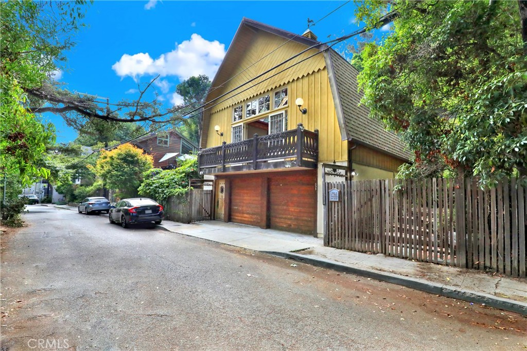 533 West Rustic Road Santa Monica, CA 90402 - Photo 28 of 75