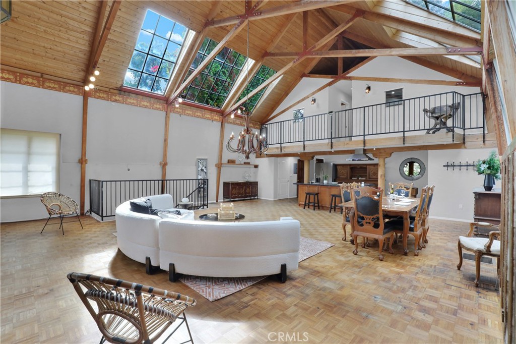 533 West Rustic Road Santa Monica, CA 90402 - Photo 39 of 75