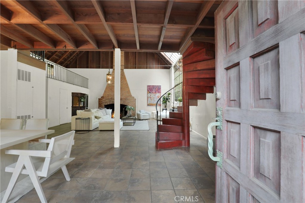 533 West Rustic Road Santa Monica, CA 90402 - Photo 6 of 75