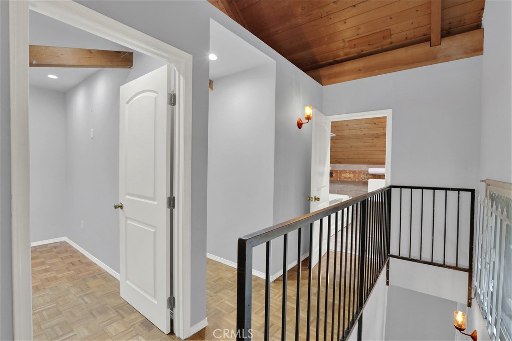 533 West Rustic Road Santa Monica, CA 90402 - Photo 61 of 75