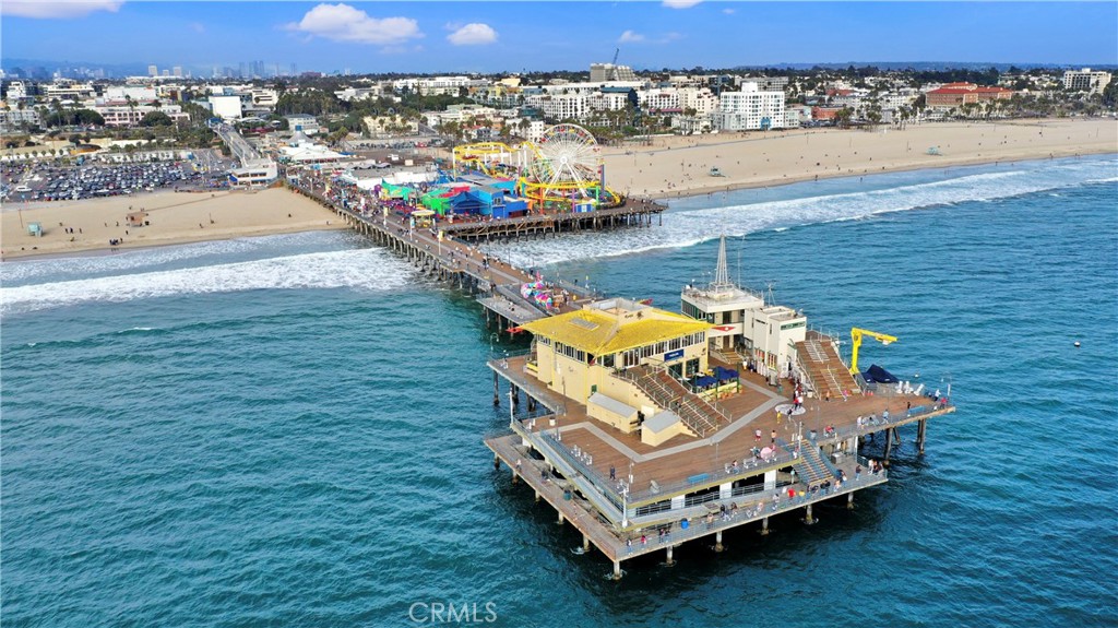 533 West Rustic Road Santa Monica, CA 90402 - Photo 75 of 75