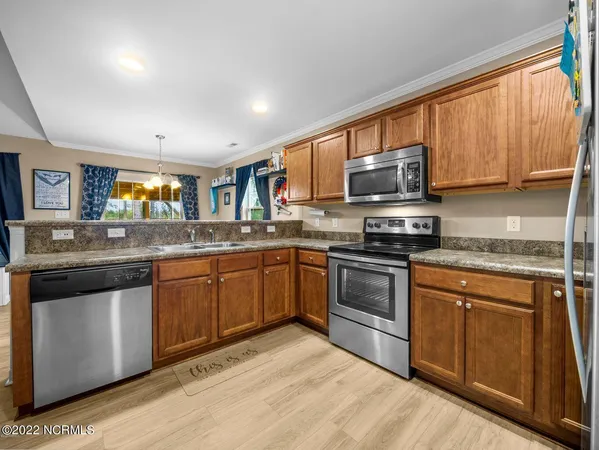 $315,000 | 423 Blue Pennant Court, Sneads Ferry, NC 28460
