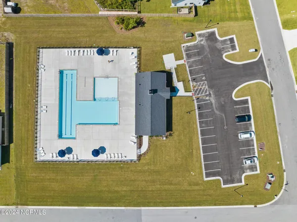 $315,000 | 423 Blue Pennant Court, Sneads Ferry, NC 28460