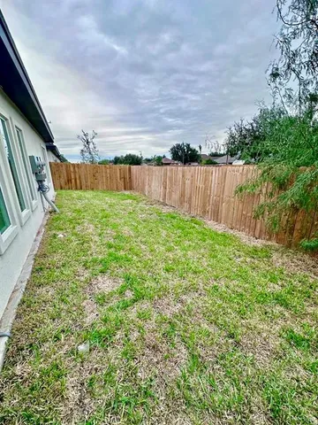 $1,250 | 3800 Robin Street, Unit 2, Pharr, TX 78577
