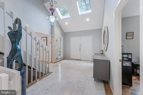 $1,695,000 | 9216 Beech Hill Drive, Bethesda, MD 20817