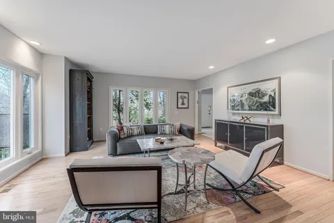 $1,695,000 | 9216 Beech Hill Drive, Bethesda, MD 20817