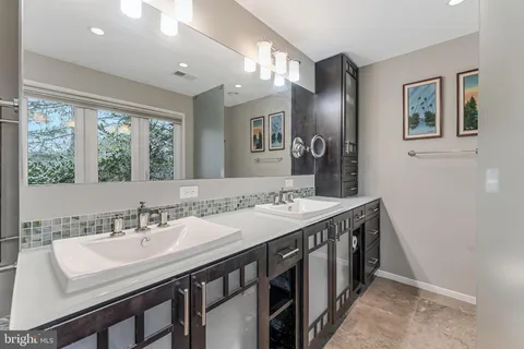 $1,695,000 | 9216 Beech Hill Drive, Bethesda, MD 20817