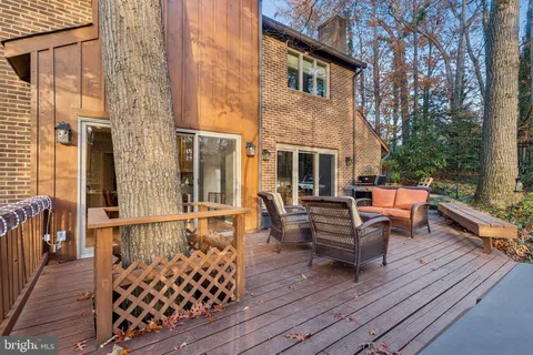$1,695,000 | 9216 Beech Hill Drive, Bethesda, MD 20817