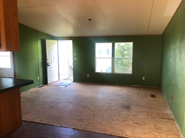 166 Rolling Hills Road Chatsworth, GA 30705 - Photo 5 of 11 Gallery Image 5