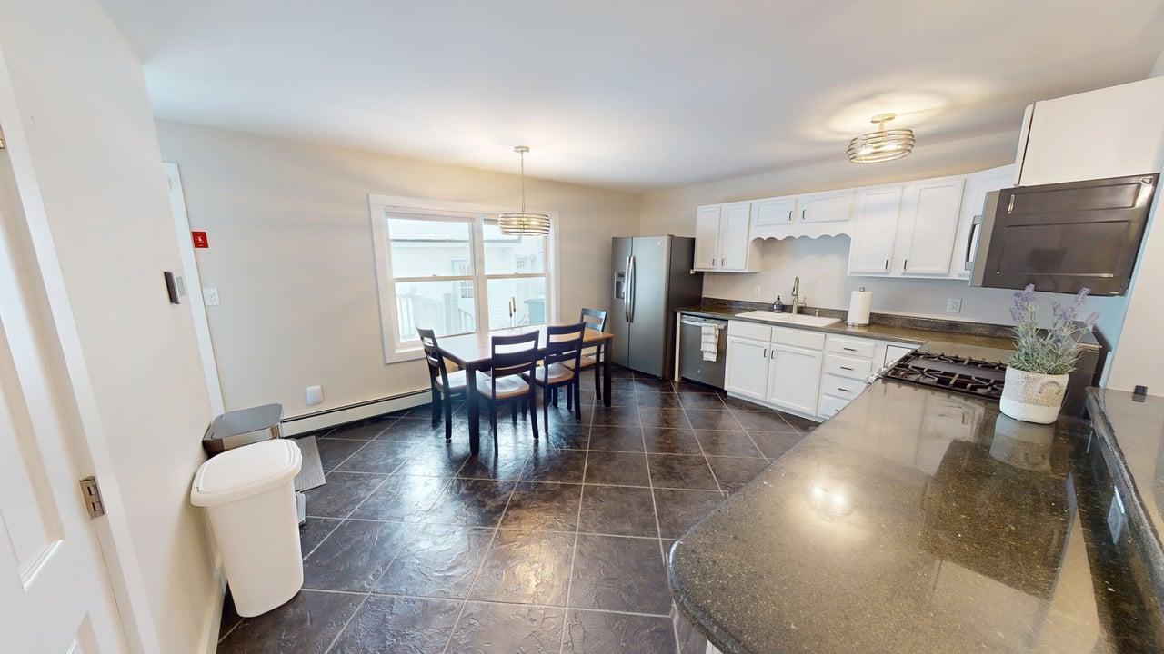 46 Silver Ridge Bangor, ME 04401 - Photo 5 of 41 Kitchen