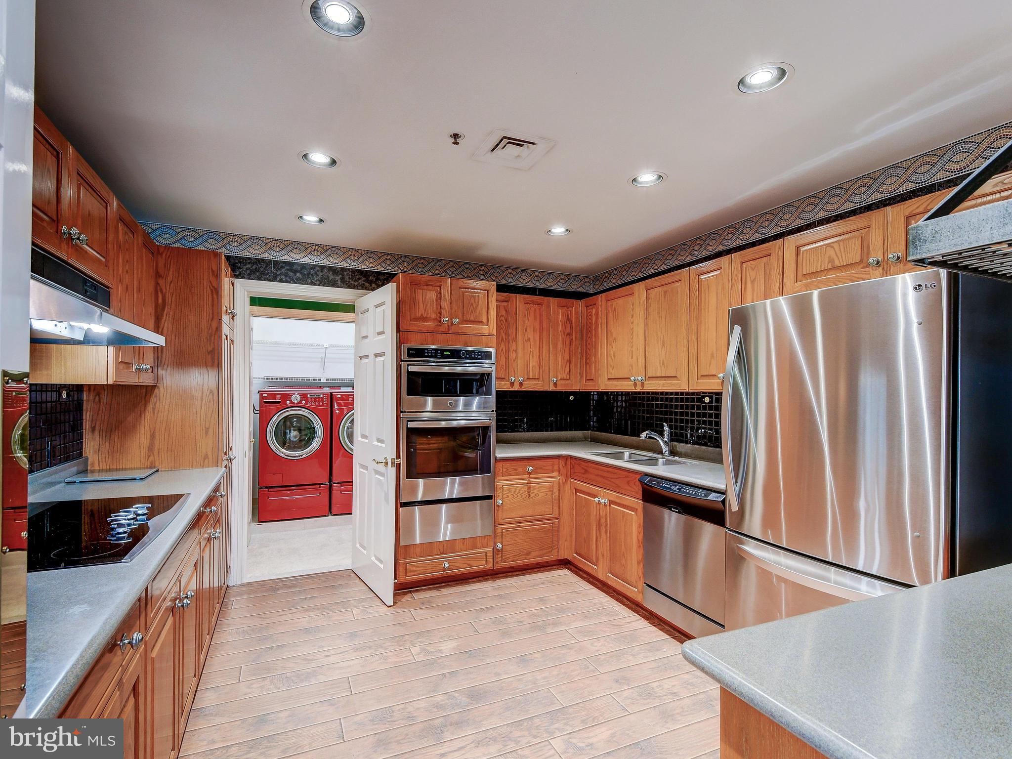 10 East Lee Street, Unit 2209 Baltimore, MD 21202 - Photo 19 of 36