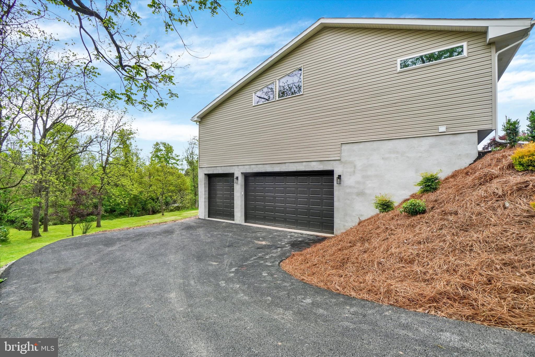 879 Graffius Road York, PA 17404 - Photo 38 of 46