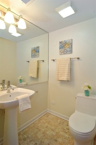 913 West Irving Park Road, Unit 1E Chicago, IL 60613 - Photo 16 of 20