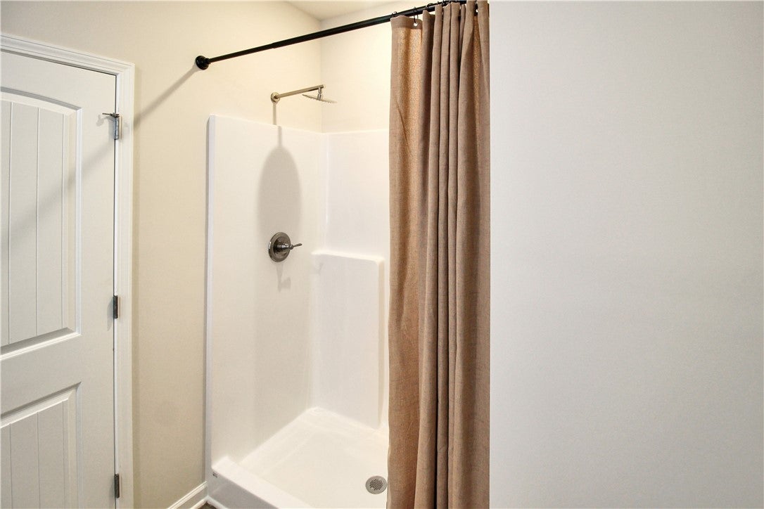 3268 Hamlet Loop, Unit 16 Opelika, AL 36804 - Photo 7 of 10 Gallery Image 7