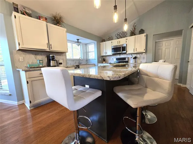 $530,000 | 11469 Patty Ann Drive, St. Louis, MO 63146