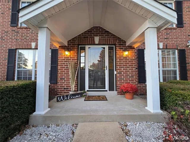 $530,000 | 11469 Patty Ann Drive, St. Louis, MO 63146