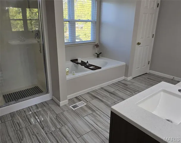 $530,000 | 11469 Patty Ann Drive, St. Louis, MO 63146