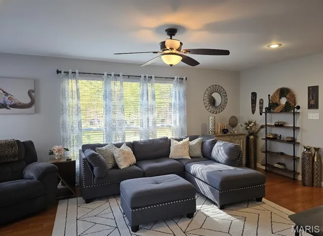 $530,000 | 11469 Patty Ann Drive, St. Louis, MO 63146