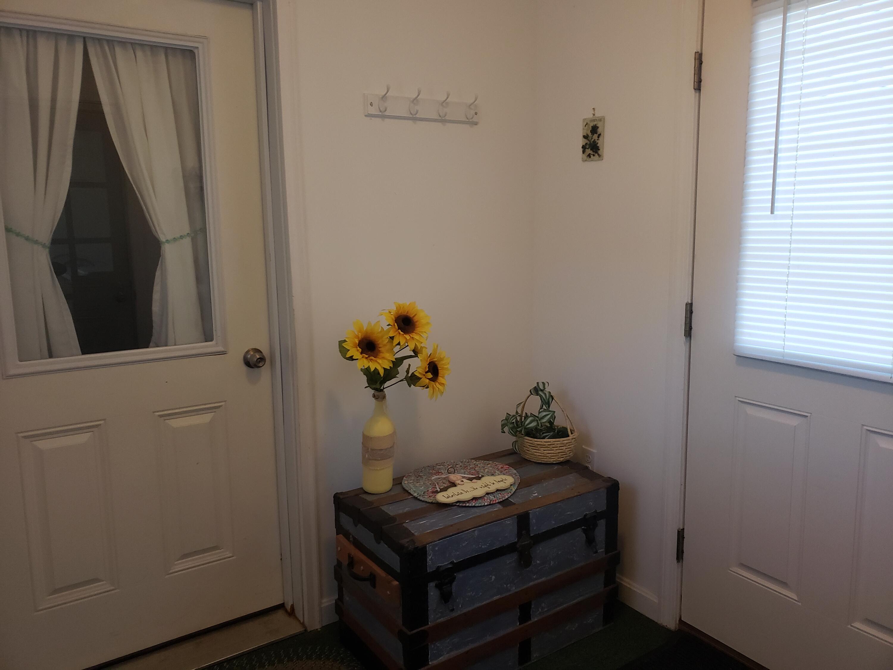 123 Sunset Road Springvale, ME 04083 - Photo 11 of 29 breezeway