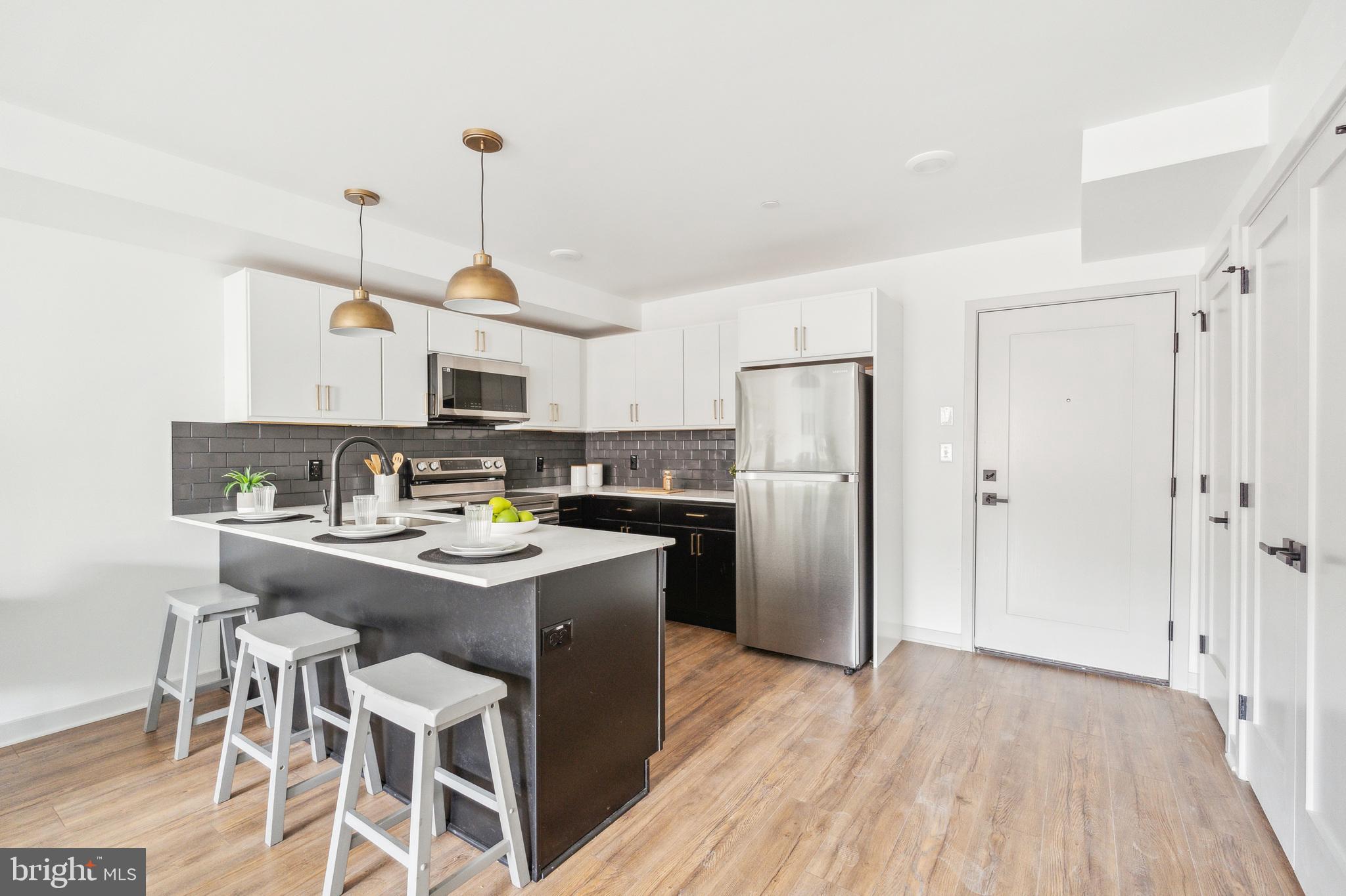 6515 Ridge Avenue, Unit 310 Philadelphia, PA 19128 - Photo 1 of 10