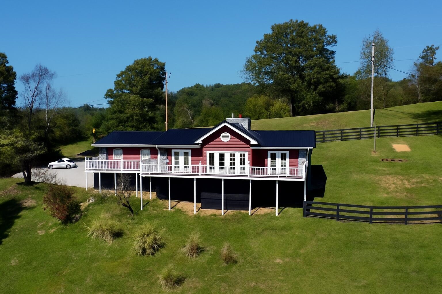 262 Mt. Pleasant Road Louisa, KY 41230 - Photo 1 of 42