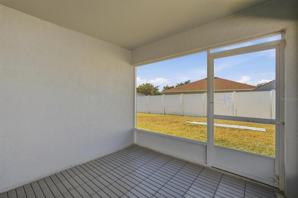 212 Serena Ridge Drive Seffner, FL 33584 - Photo 21 of 22 a view of an empty room and window