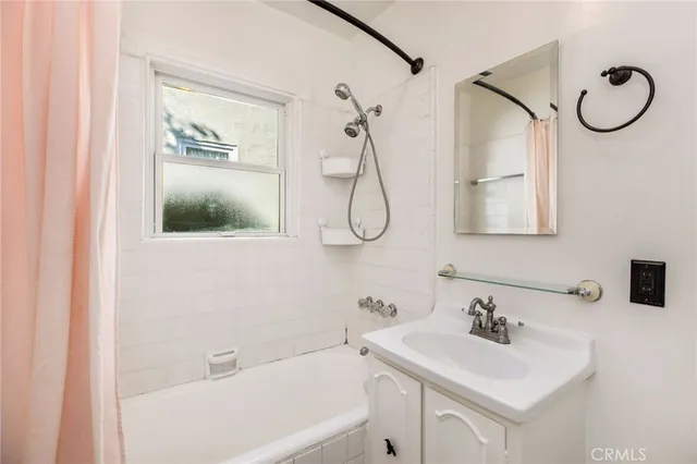 $860,000 | 1323 5th Street, Glendale, CA 91201