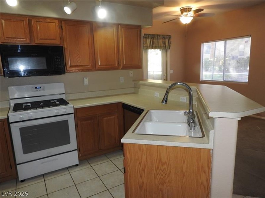 1506 Dallas Terrace Henderson, NV 89014 - Photo 8 of 24
