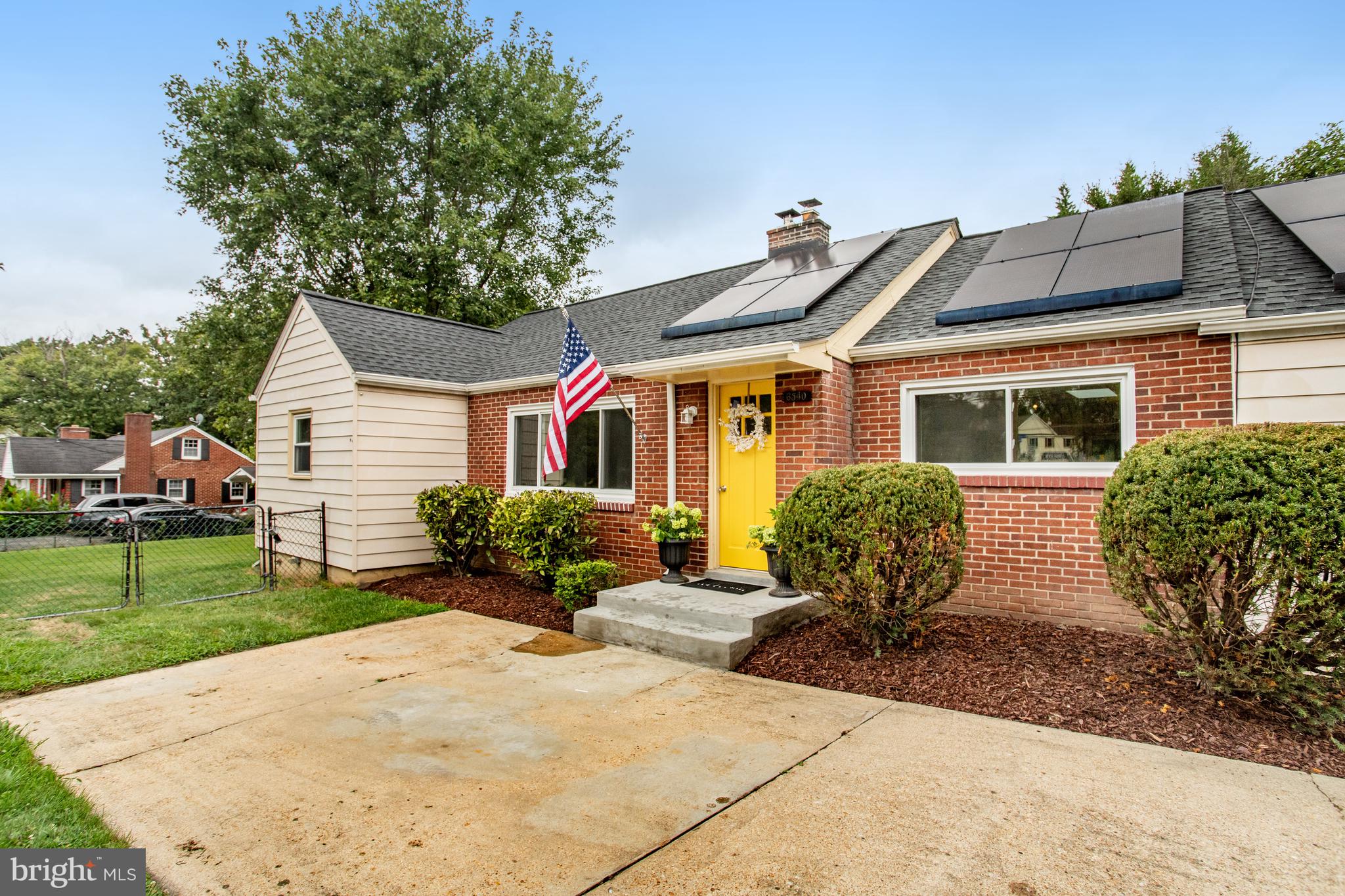 6540 Braddock Road Alexandria, VA 22312 - Photo 2 of 47