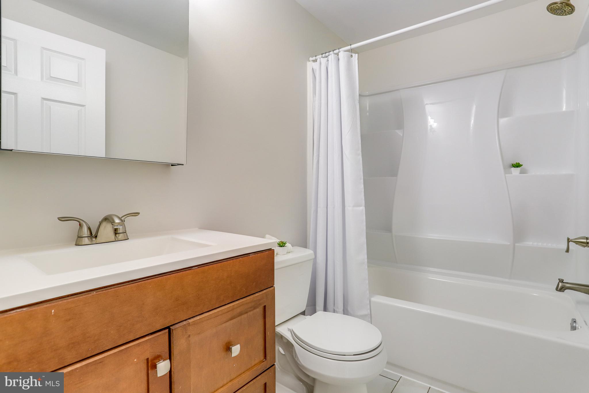 6540 Braddock Road Alexandria, VA 22312 - Photo 32 of 47