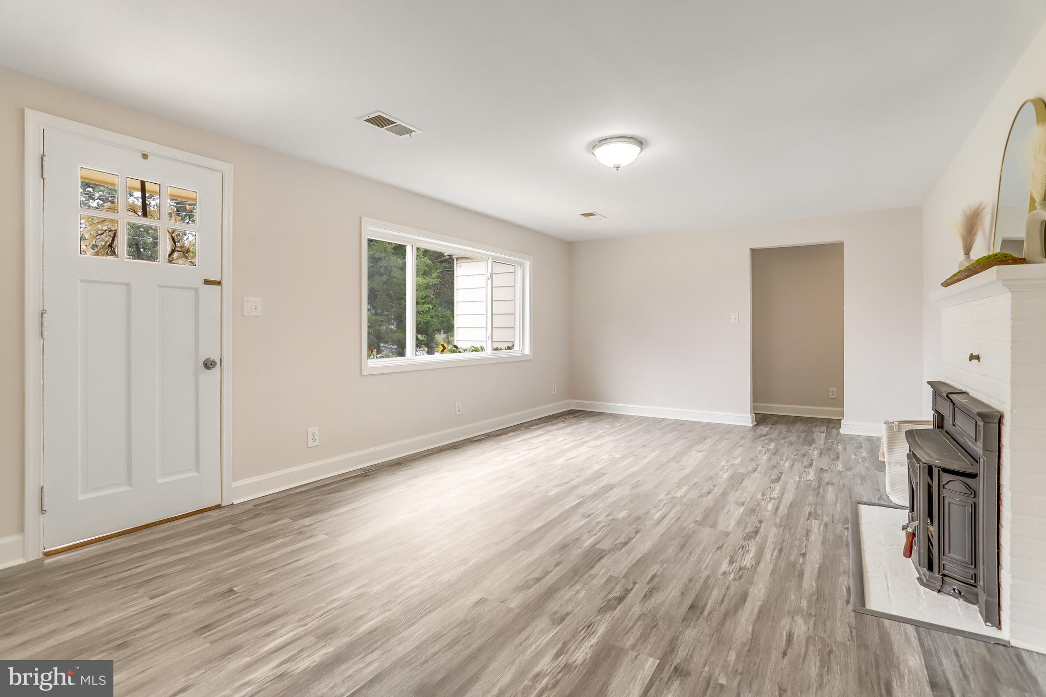 6540 Braddock Road Alexandria, VA 22312 - Photo 5 of 47