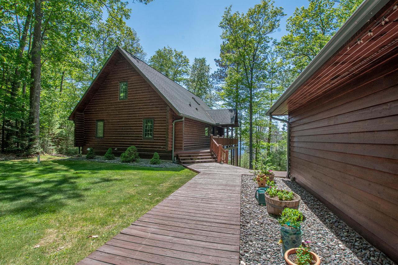 2429 Rangeline Road Eagle River, WI 54521 - Photo 9 of 35 Gallery Image 9