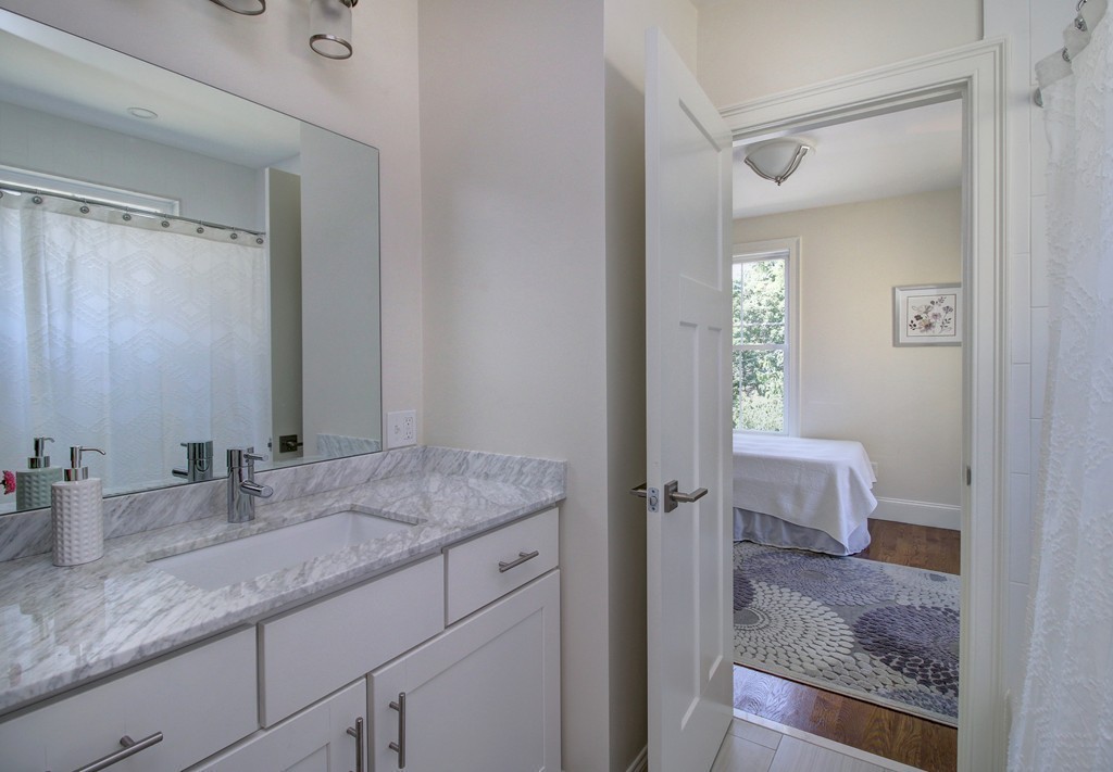 41 Reed Street, Unit 2 Cambridge, MA 02140 - Photo 10 of 16