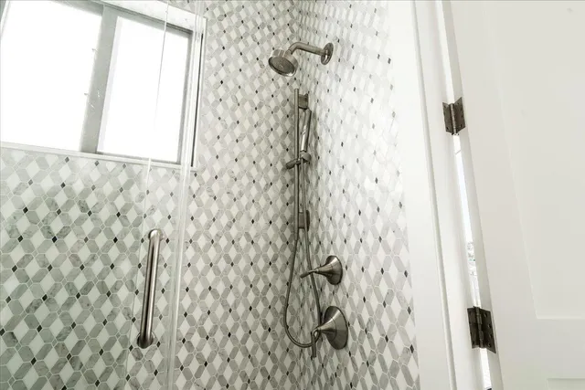 $6,300,000 | 126 Sunrise Drive, Marathon, FL 33050