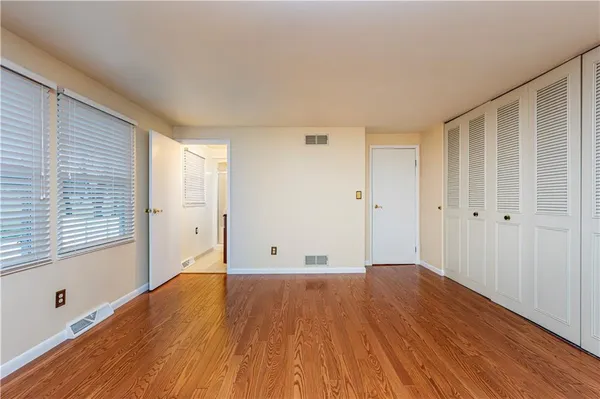 $399,900 | 52 Greenview Drive, Jeannette, PA 15644
