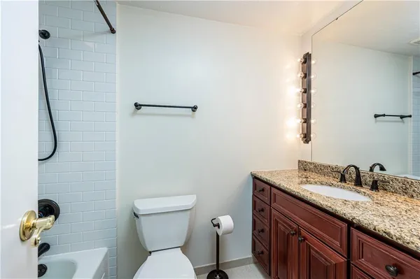$399,900 | 52 Greenview Drive, Jeannette, PA 15644