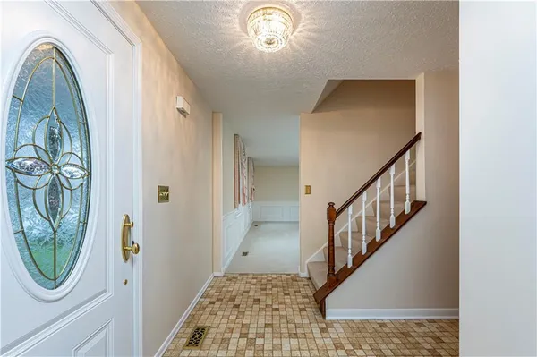 $399,900 | 52 Greenview Drive, Jeannette, PA 15644