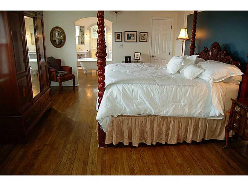 313 Old Mill Road Fox Chapel, PA 15238 - Photo 11 of 23 Master Bedroom.