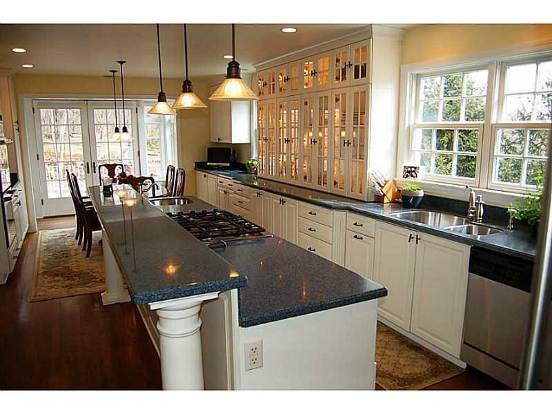 313 Old Mill Road Fox Chapel, PA 15238 - Photo 7 of 23 Kitchen.