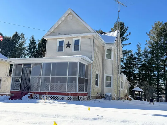 $297,000 | N8519 Front Street, Burnett, WI 53922