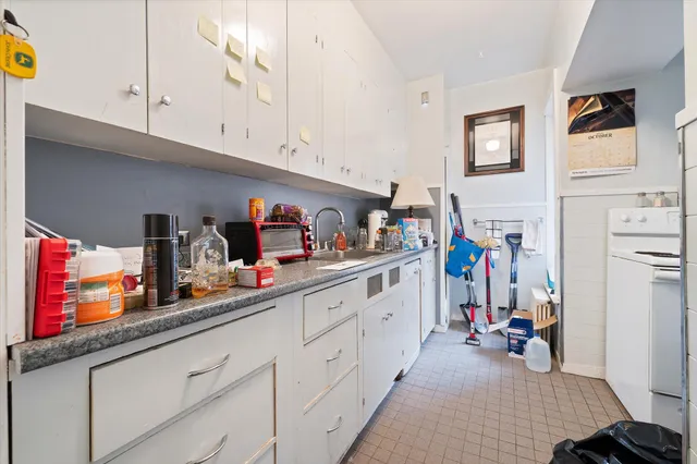 $724,900 | 77 Broadway, Bangor, ME 04401