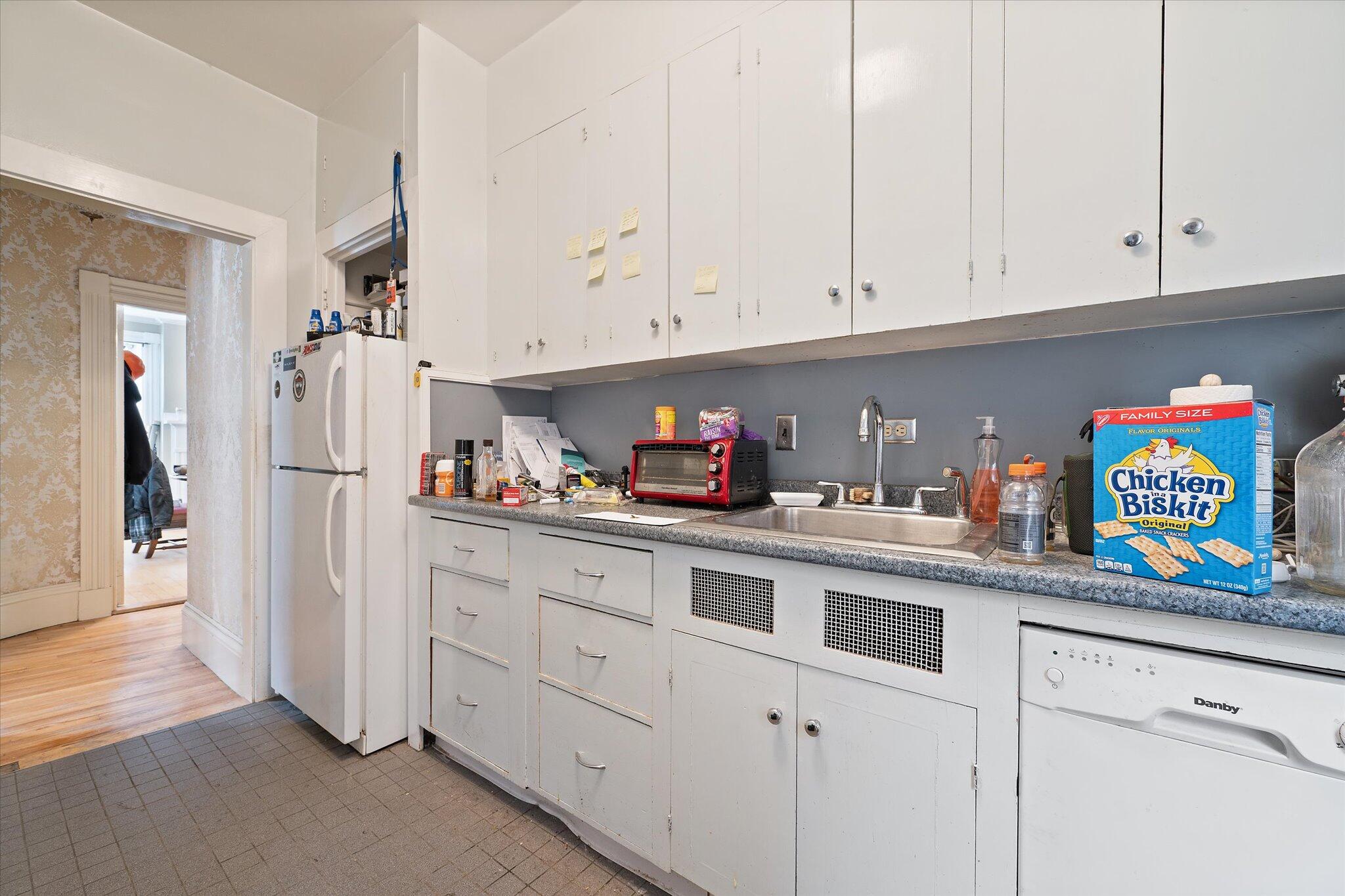 77 Broadway Bangor, ME 04401 - Photo 27 of 65 37-77 Broadway