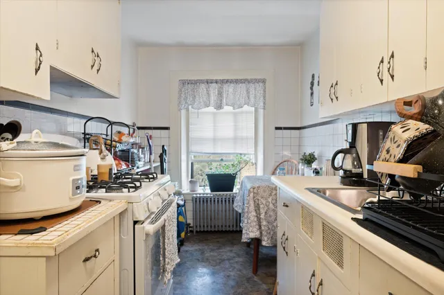 $724,900 | 77 Broadway, Bangor, ME 04401