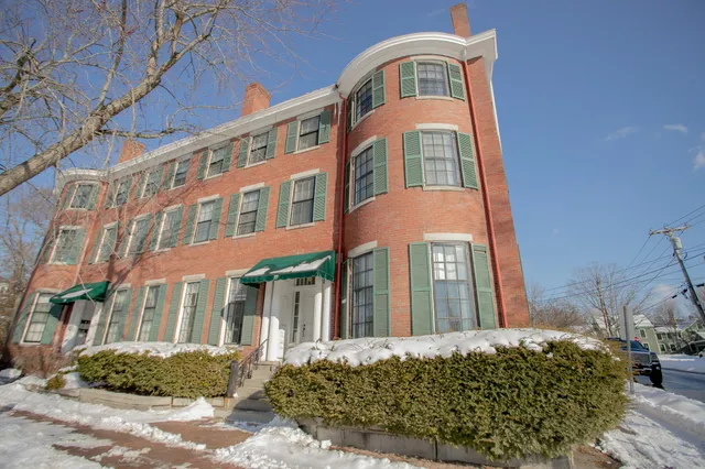 $724,900 | 77 Broadway, Bangor, ME 04401